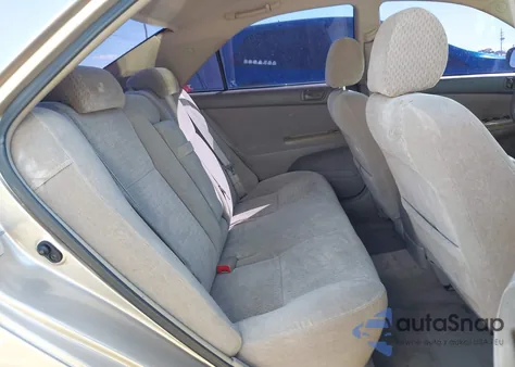 2002 Toyota Camry Le V6 from USA, damaged, VIN 4T1BF30K52U025784